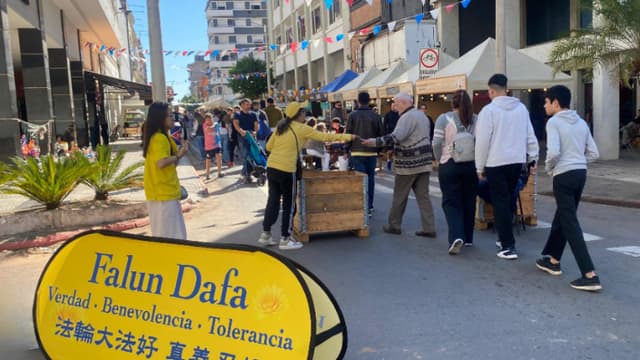 Manifestantes se reúnen en Paraguay para pedir el fin de la persecución del PCCh a Falun Dafa