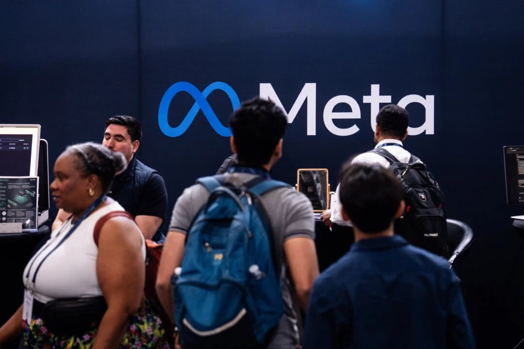 La empresa tecnológica Meta Platforms en un stand durante el Proyecto de Estudios Competitivos Especiales AI+Expo, celebrado en Washington el 2 de junio de 2025. (Madalina Vasiliu/The Epoch Times).
