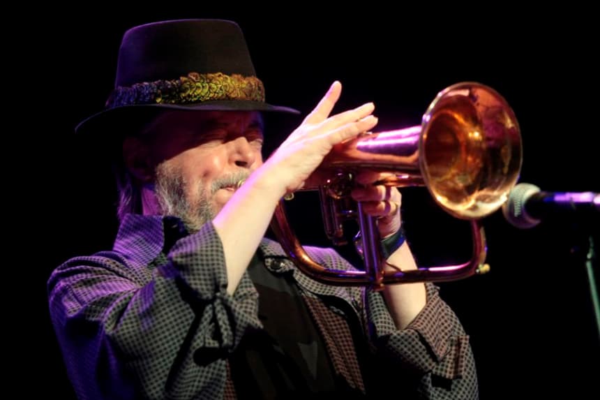Fotografía de archivo del músico y compositor estadounidense Chuck Mangione. EFE/Leszek Szymanski