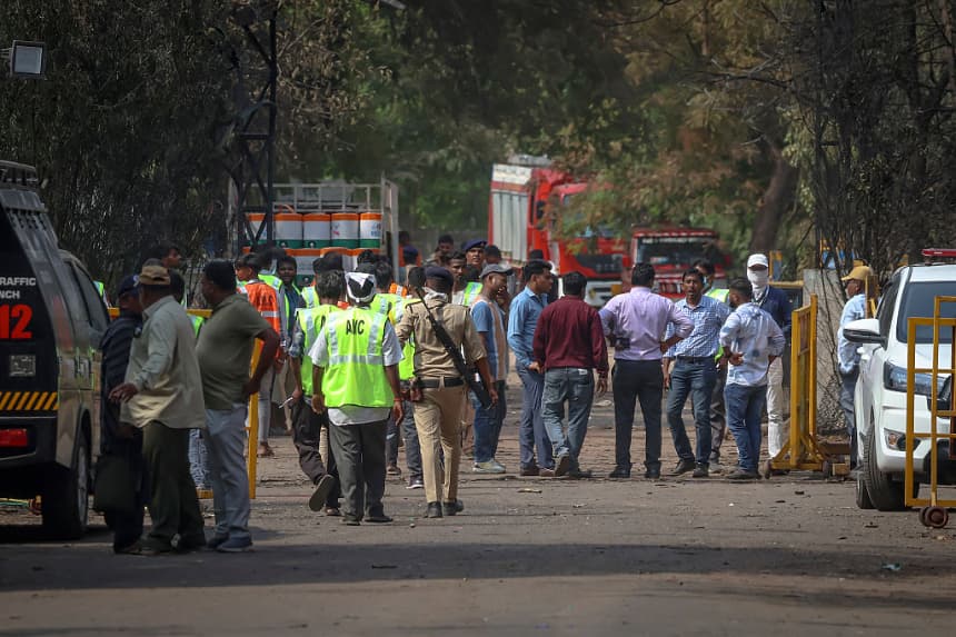 Una ambulancia se ve en India, el 13 de junio de 2025. (Basit Zargar/Middle East Images vía AFP vía Getty Images)