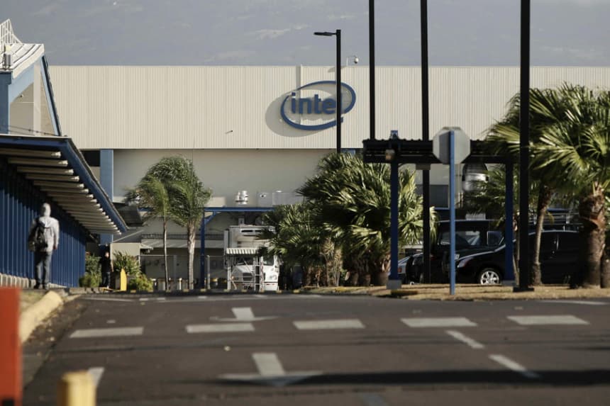 Fotografía de archivo del 8 de abril de 2014 de la planta de manufactura de la multinacional tecnológica Intel, en San José (Costa Rica). EFE/ Jeffrey Arguedas/Archivo