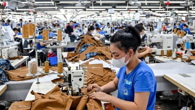 Trump establece un arancel del 40% sobre el transbordo de productos: Esto debe saber