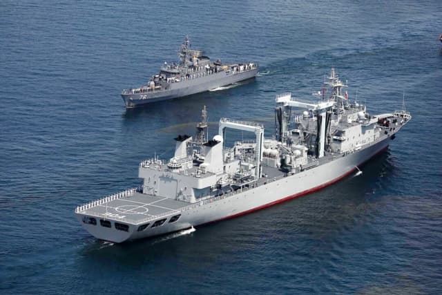 China y Rusia inician maniobras navales conjuntas en medio de creciente preocupación por lazos militares