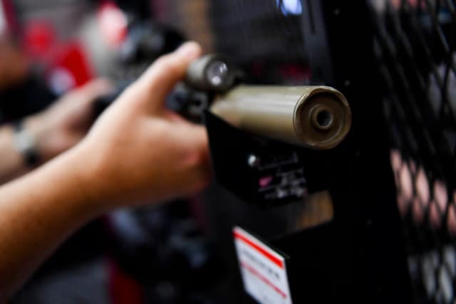 Grupos de derechos de armas presentan demanda contra la Ley Nacional de Armas de Fuego