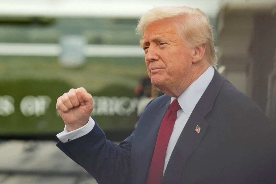 Trump dice que los estadounidenses podrían obtener dividendos de los ingresos por aranceles