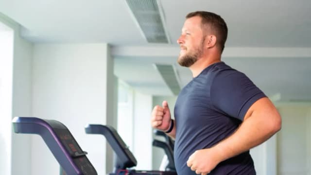 Cómo un corazón sano fortalece tu cuerpo de pies a cabeza