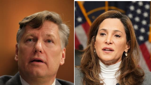 Políticos estadounidenses reaccionan a orden de detención domiciliaria contra el expresidente Bolsonaro