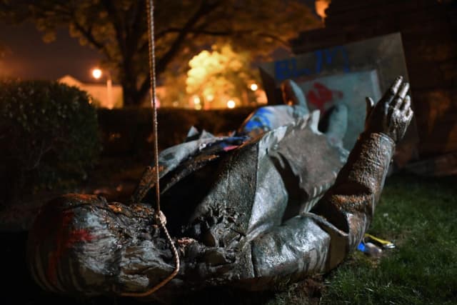La estatua confederada derribada durante los disturbios por George Floyd volverá a Washington