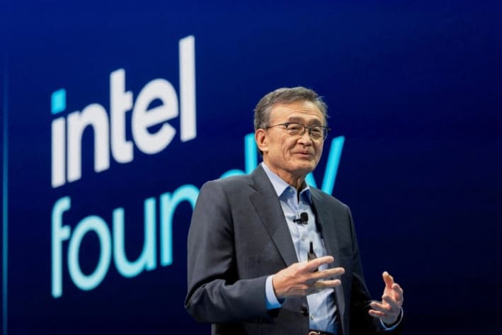 El director ejecutivo de Intel, Lip-Bu Tan, habla en la Conferencia Anual de Tecnología de Manufactura de la compañía, en San José, California, el 29 de abril de 2025. (Laure Andrillon/Foto de archivo/Reuters)