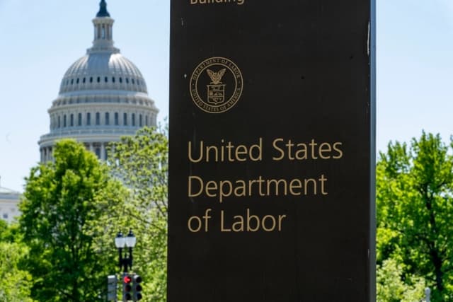 Trump nombra nuevo comisionado para la Oficina de Estadísticas Laborales