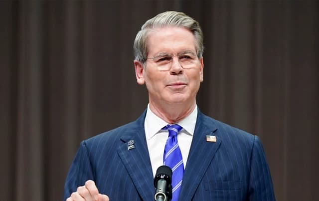 Secretario del Tesoro insta a Europa a respaldar aranceles de EE. UU. a socios comerciales de Rusia