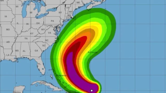 Previsiones de velocidad del viento realizadas por el Centro Nacional de Huracanes para el huracán Erin el 16 de agosto de 2025. (Captura de pantalla/Centro Nacional de Huracanes)