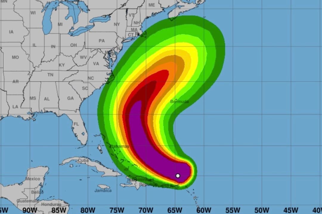 Previsiones de velocidad del viento realizadas por el Centro Nacional de Huracanes para el huracán Erin el 16 de agosto de 2025. (Captura de pantalla/Centro Nacional de Huracanes)