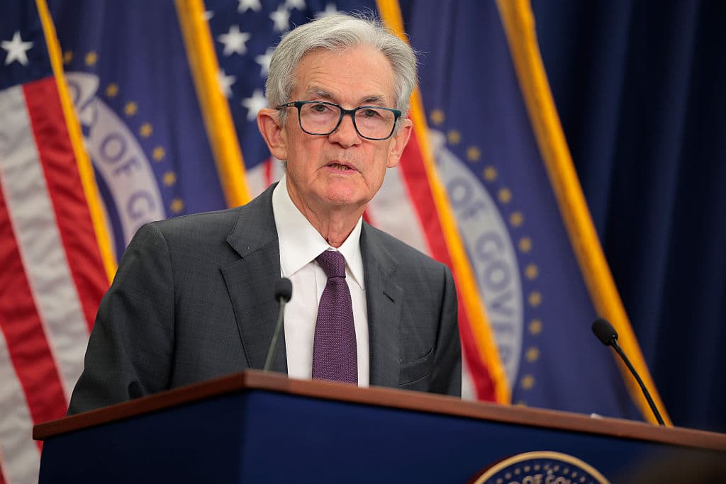 El presidente de la Reserva Federal, Jerome Powell, habla con los periodistas tras las reuniones ordinarias del Comité Federal de Mercado Abierto en la Fed el 30 de julio de 2025 en Washington, DC.(Chip Somodevilla/Getty Images)