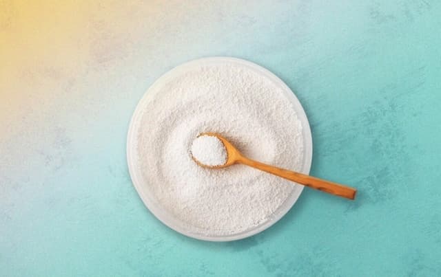 Relacionan conservante común con mejoras cognitivas en investigación sobre el Alzheimer precoz