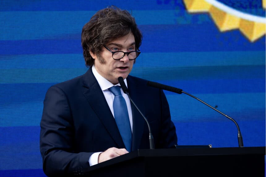 El presidente de Argentina, Javier Milei, el 17 de junio de 2025 en Buenos Aires, Argentina. (Tomas Cuesta/Getty Images)