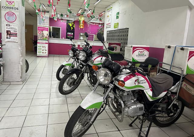 Correos de México y empresa de paquetería suspenden envíos a EE. UU. por impuestos minimis