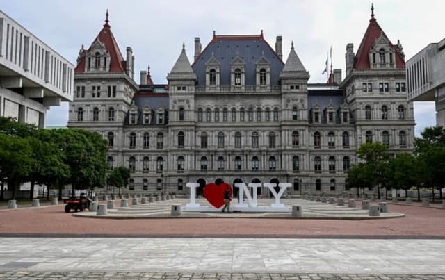 El Capitolio de Nueva York en Albany, Nueva York, el 20 de junio de 2023. (Hans Pennink/AP Photo)