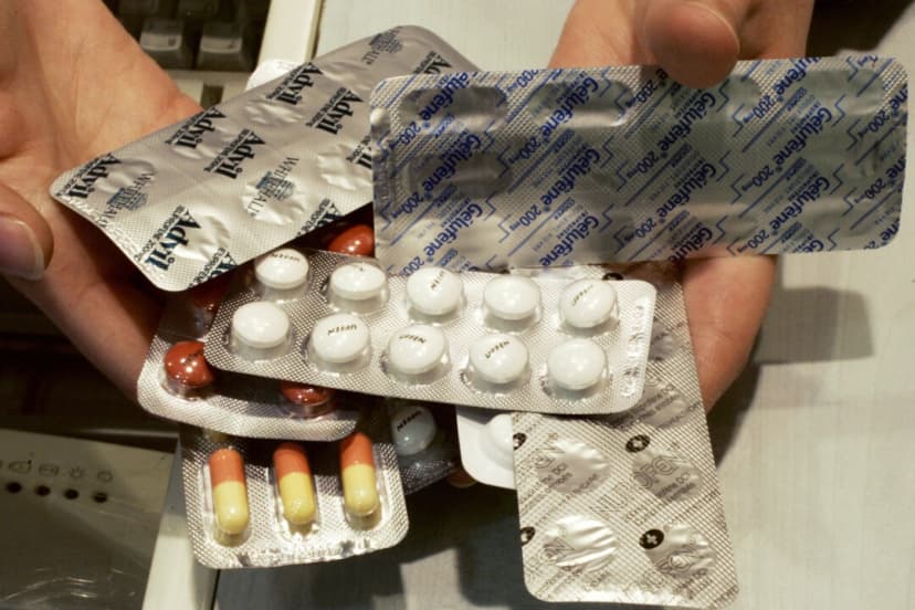 Los medicamentos más utilizados a base de ibuprofeno, un antiinflamatorio, en una fotografía de archivo sin fecha. (Jack Guez/AFP vía Getty Images)
