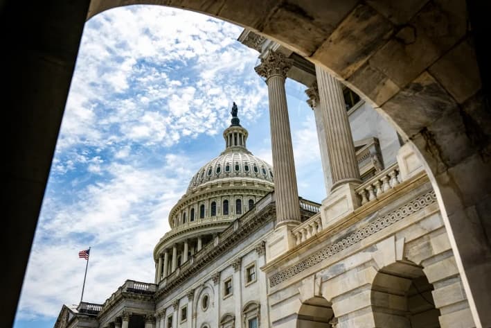 Capitolio de EE. UU. el 30 de junio de 2025. El Congreso tiene previsto regresar el 2 de septiembre, después de que sus miembros pasaran un mes en sus distritos. (Jim Watson/AFP vía Getty Images)
