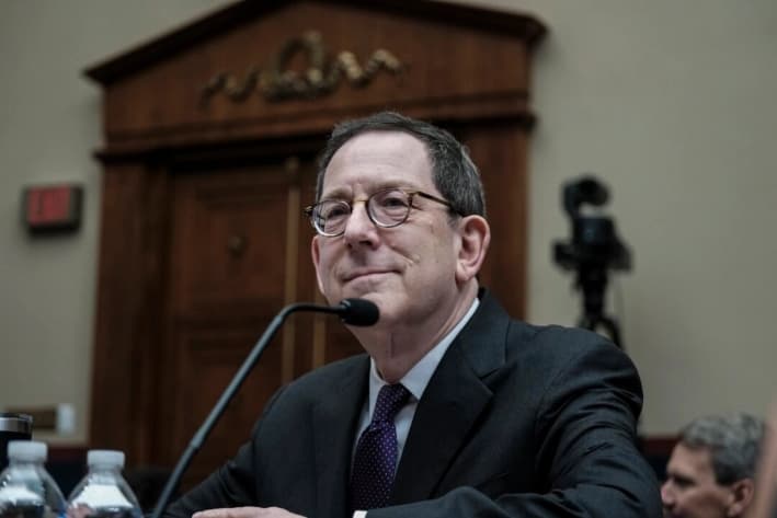 Michael Schill, presidente de la Universidad Northwestern, testifica en una audiencia en el Capitolio, Washington, el 23 de mayo de 2024. (Michael A. McCoy/Getty Images)