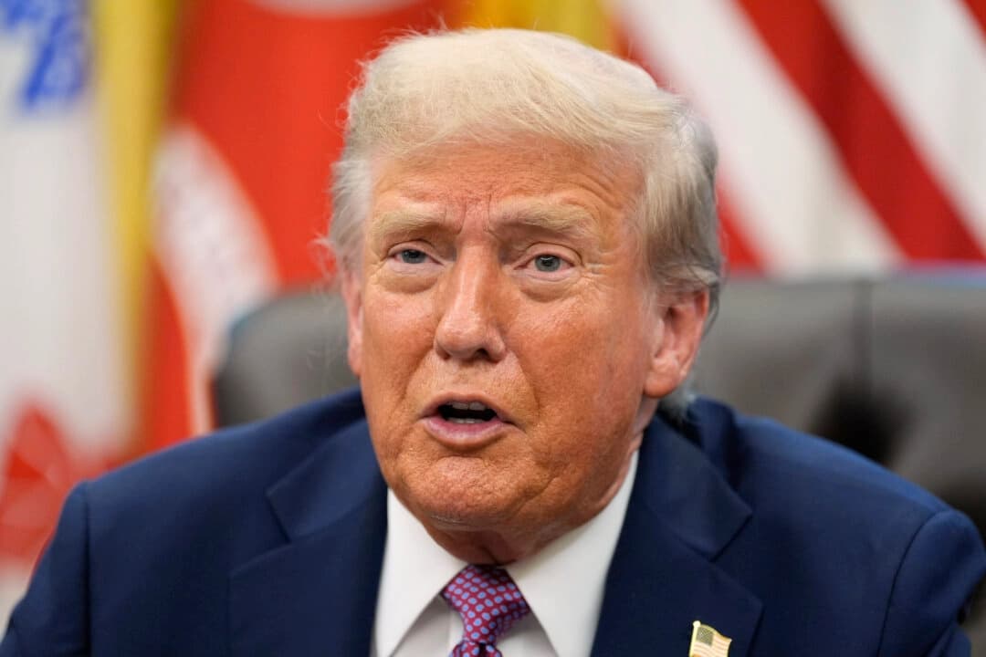 El presidente Donald Trump habla en el Despacho Oval de la Casa Blanca, el 5 de septiembre de 2025, en Washington. (Alex Brandon/AP Photo)