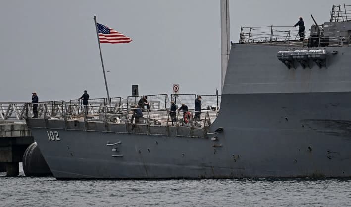 Tripulación del buque de guerra USS Sampson (DDG 102) de la Armada de los EE. UU. en la Terminal Internacional de Cruceros de Amador, en la Ciudad de Panamá, el 2 de septiembre de 2025. (Martin Bernetti/AFP vía Getty Images)