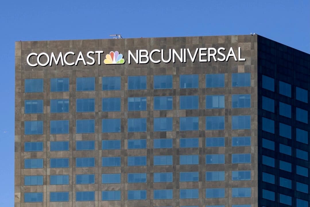 MSNBC se disculpa por los comentarios de un analista sobre el asesinato de Charlie Kirk