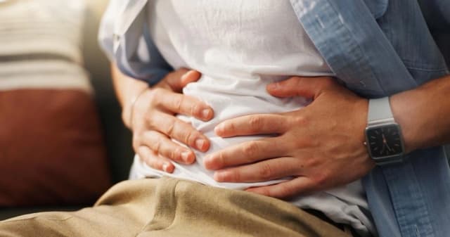El estreñimiento podría ser un desequilibrio más profundo: Conozca estas estrategias naturales