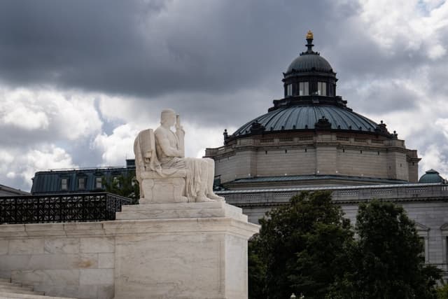 La Corte Suprema de los Estados Unidos en Washington, el 11 de septiembre de 2025. (Madalina Kilroy/The Epoch Times)
