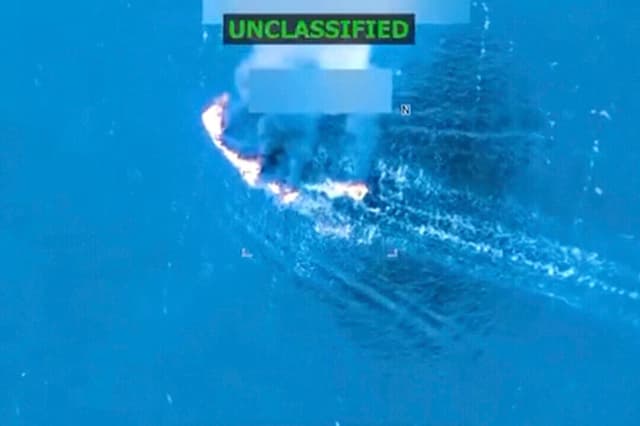 Trump confirma otro ataque contra presunta embarcación de narcotraficantes en el Caribe, con 3 muertos