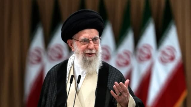 El líder iraní Ali Jamenei habla en Teherán el 5 de julio de 2024.
(Vahid Salemi/Foto AP)