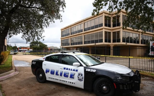 El DHS reforzará la seguridad en las oficinas del ICE tras el ataque de Dallas