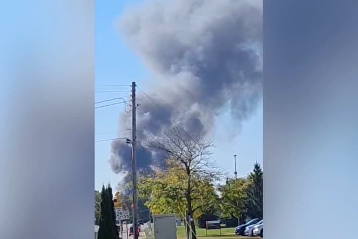 Incendio en una iglesia SUD en Grand Blanc, Michigan, el 28 de septiembre de 2025, en una imagen de video. (Cortesía de Leah Graham)