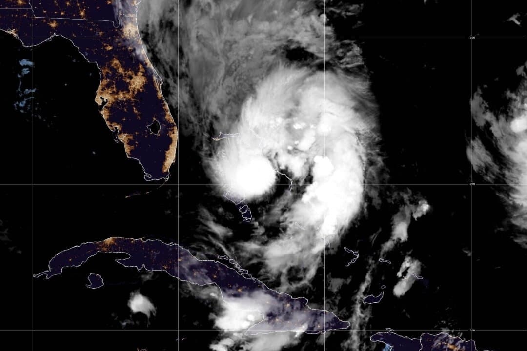 Tormenta tropical Imelda se forma cerca de las Bahamas y se espera que se convierta en huracán