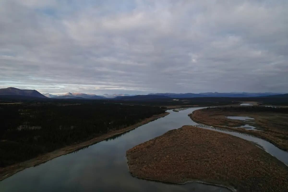El Parque Nacional y Reserva Gates of the Arctic, por donde pasaría el proyecto Ambler Road, visto desde Ambler, Alaska, el 28 de septiembre de 2025. (Annika Hammerschlag/AP Photo).