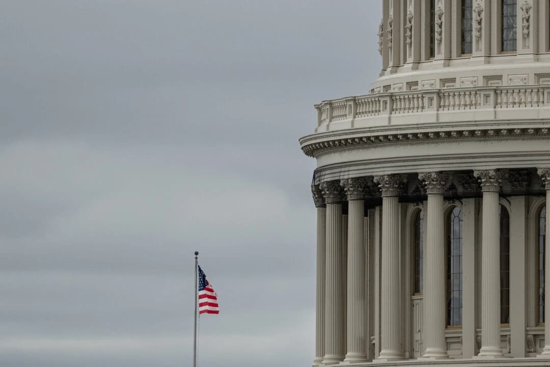 El edificio del Capitolio de Estados Unidos durante el octavo día del cierre del gobierno en Washington, el 8 de octubre de 2025. (Madalina Kilroy/The Epoch Times)
