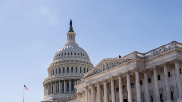 Senado aprueba proyecto de ley de política de defensa de USD 924,000 millones para el año fiscal 2026