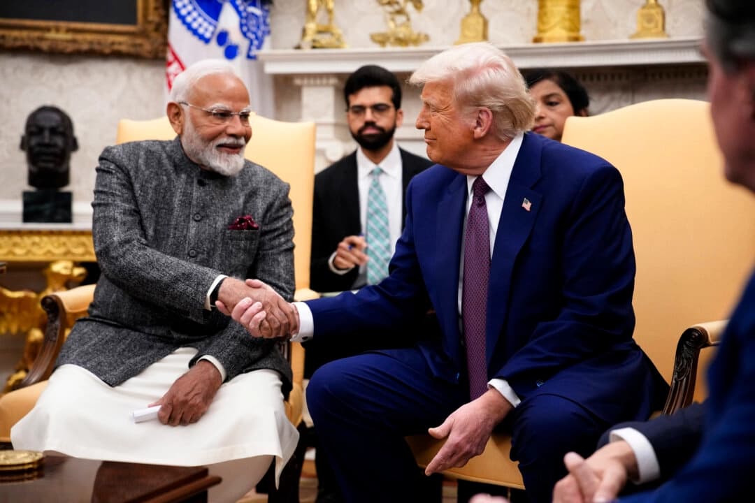 El presidente de Estados Unidos, Donald Trump, y el primer ministro indio, Narendra Modi, en la Oficina Oval en Washington D.C., Estados Unidos, el 13 de febrero de 2025. (Andrew Harnik/Getty Images)