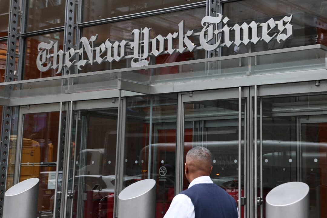 El edificio del New York Times en la ciudad de Nueva York el 16 de septiembre de 2025. (Michael M. Santiago/Getty Images)
