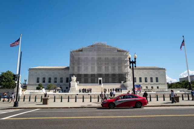 La Corte Suprema de los Estados Unidos en Washington, el 6 de octubre de 2025. Madalina Kilroy/The Epoch Times