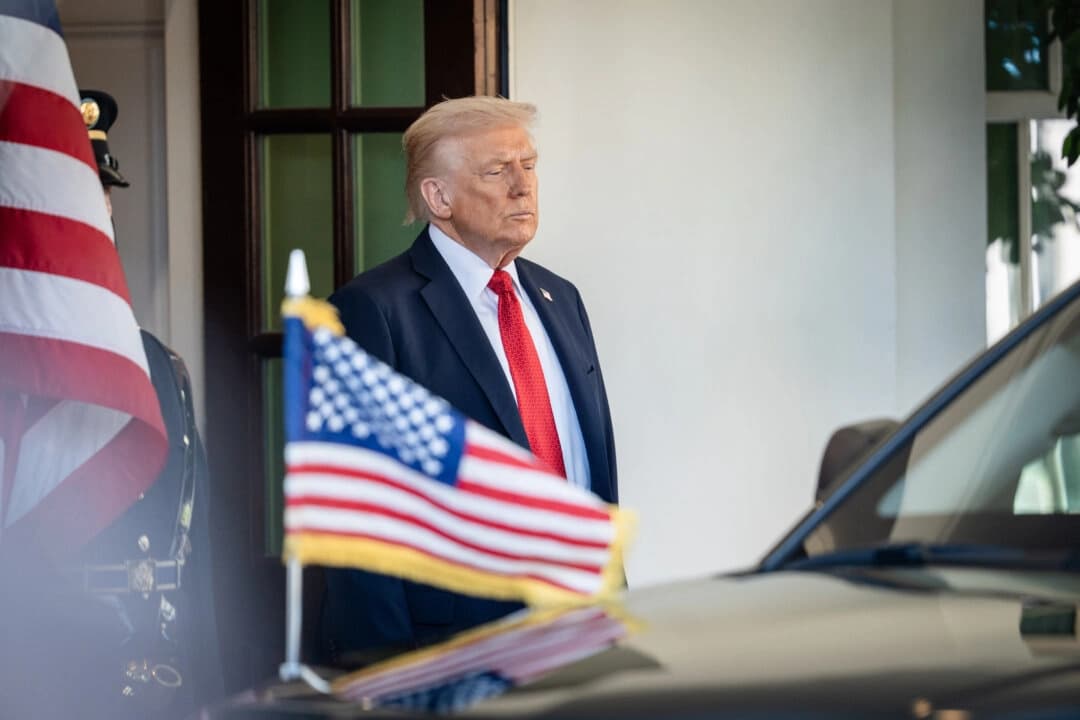 El presidente Donald Trump en la Casa Blanca el 20 de octubre de 2025. (Madalina Kilroy/The Epoch Times)
