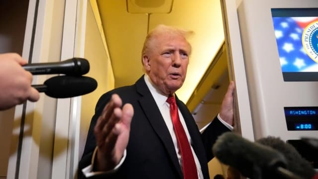 Trump dice que la Ley de Insurrección es "el poder más fuerte que tiene un presidente"