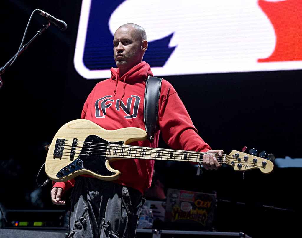 Sam Rivers, de Limp Bizkit, actúa en el escenario del KROQ Weenie Roast & Luau en Doheny State Beach el 8 de junio de 2019 en Dana Point, California. (Kevin Winter/Getty Images para KROQ)
