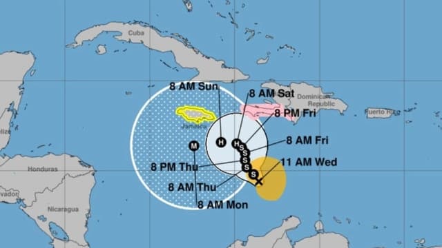 Un modelo de pronóstico federal, con fecha del 22 de octubre de 2025, muestra la trayectoria de la tormenta tropical Melissa en el mar Caribe. (Servicio Meteorológico Nacional a través de The Epoch Times)
