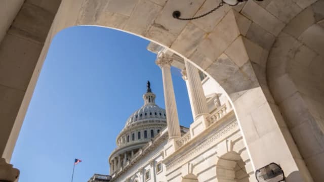 Senado rechaza por 12ª vez el plan de financiación y cierre pasa al segundo más largo de la historia