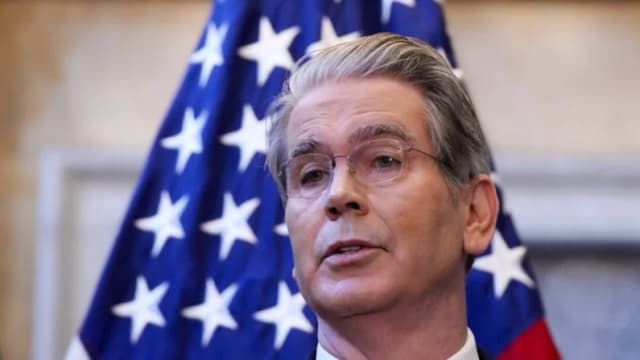 EE. UU. considera imponer control de exportación de software a China, dice Bessent