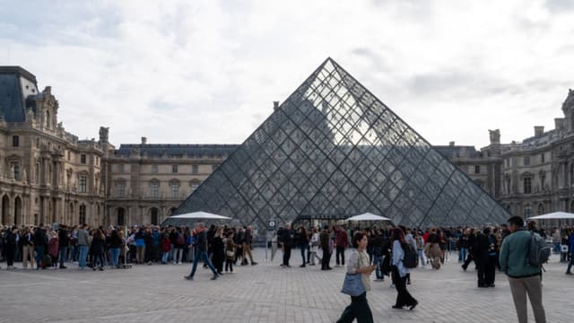 Ladrones roban joyas invaluables en 4 minutos del Museo del Louvre en un descarado robo a plena luz del día