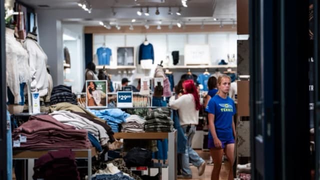 Tienda American Eagle Outfitters en el Mall of America de Bloomington, Minnesota, el 29 de agosto de 2025. (Madalina Kilroy/The Epoch Times)
