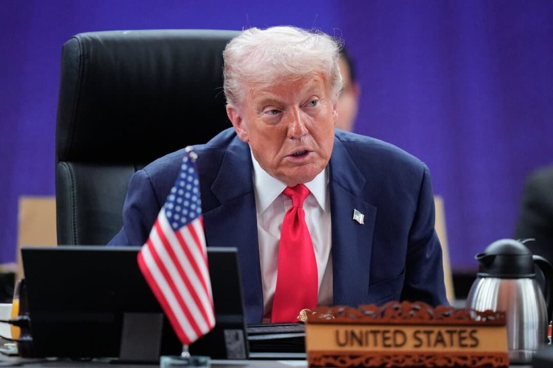 Trump dice que EE. UU. está observando "muy de cerca" que Hamás cumpla con devolución de rehenes